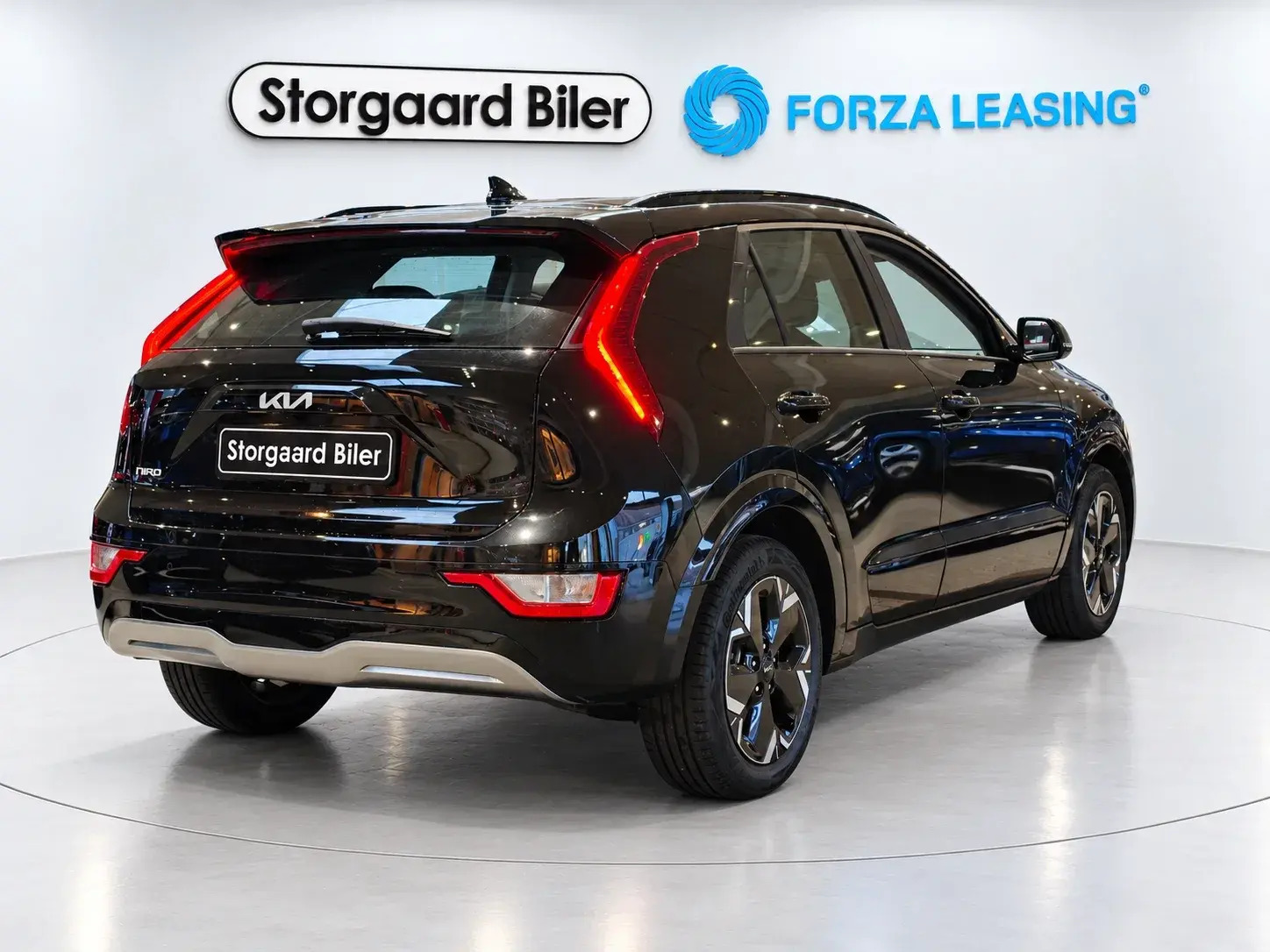 Sort Kia Niro fra 2023