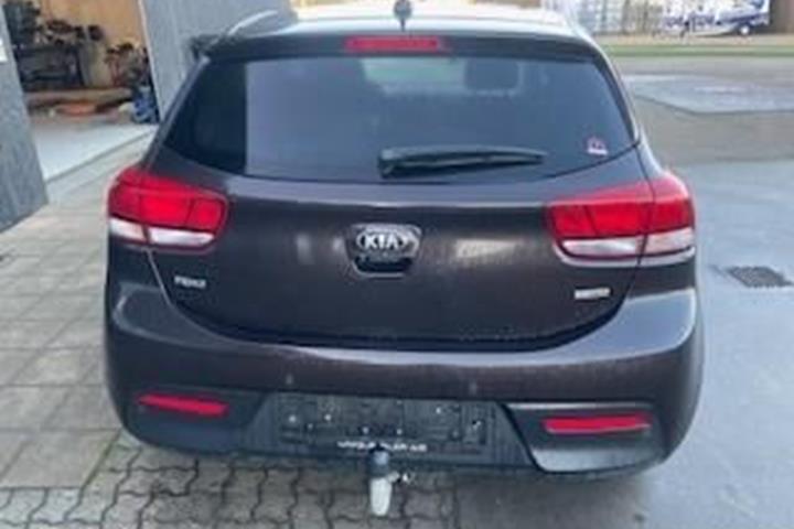 Brun Kia Rio fra 2019