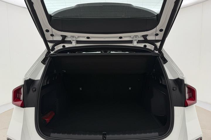 Hvid BMW iX1 fra 2023