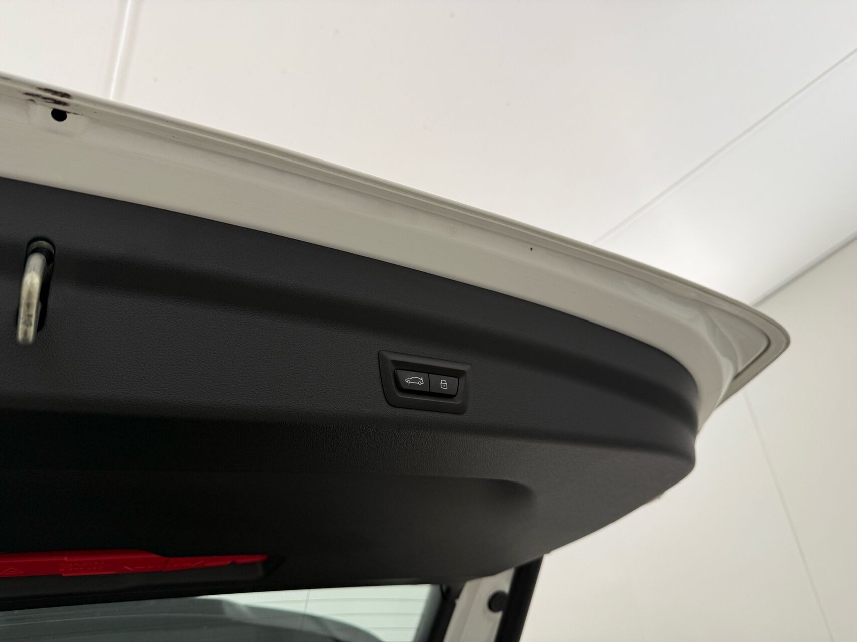 Hvid BMW iX1 fra 2023