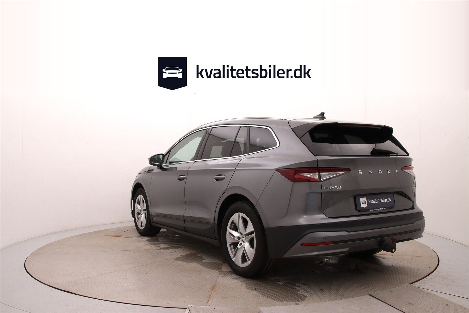 Grå Skoda Enyaq fra 2022
