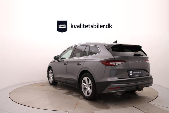 Grå Skoda Enyaq fra 2022