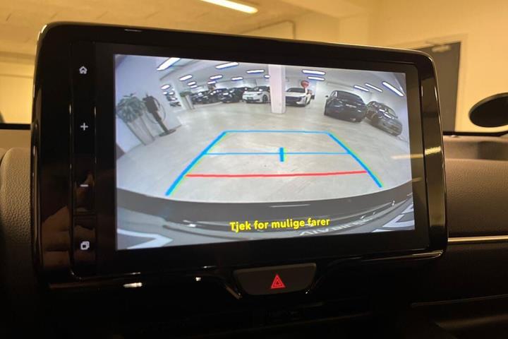 Sort Toyota Yaris fra 2024