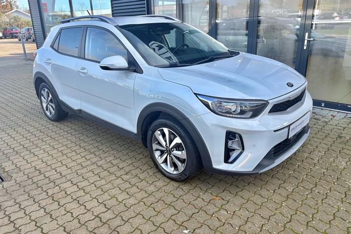 Hvid Kia Stonic fra 2021