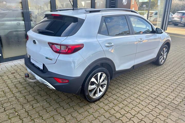 Hvid Kia Stonic fra 2021