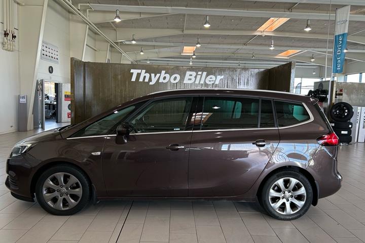 undefined Opel Zafira fra 2018