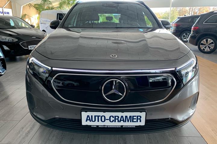 Sort Mercedes EQA250 fra 2022