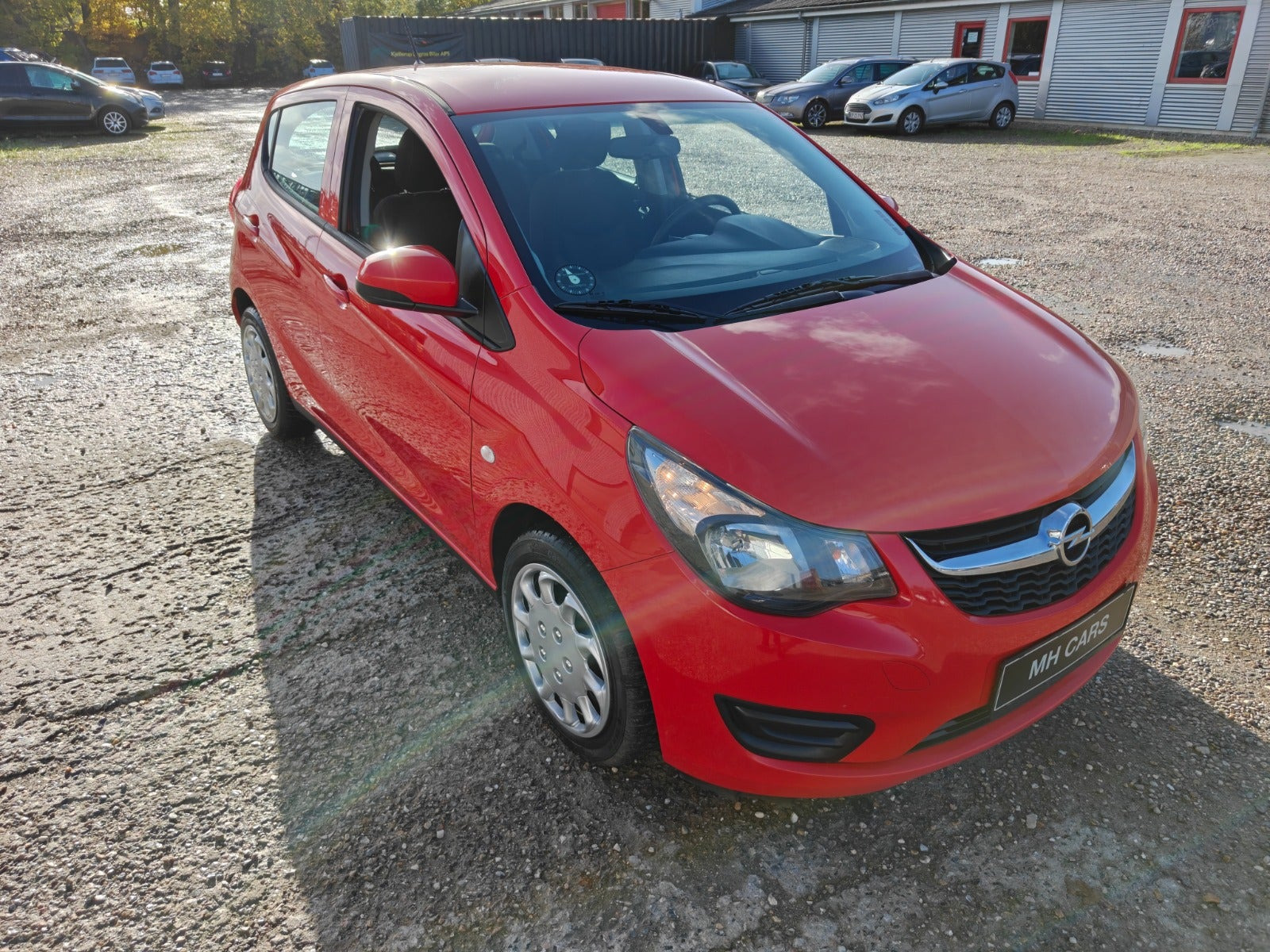 Gul Opel Karl fra 2017