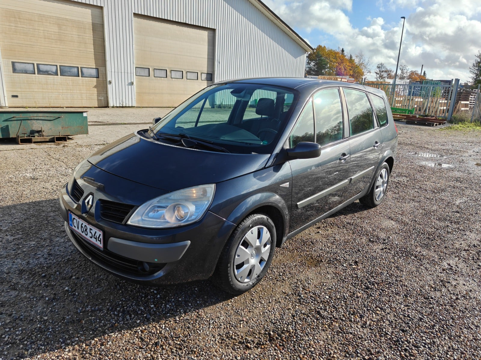 Gul Renault Grand Scenic II fra 2006