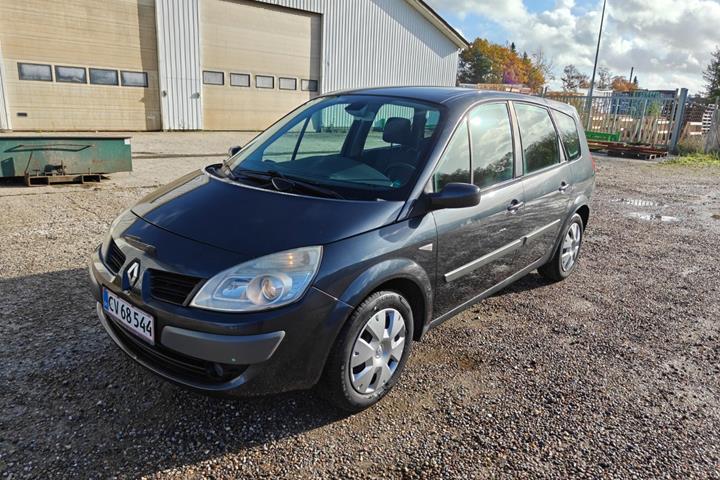 Gul Renault Grand Scenic II fra 2006