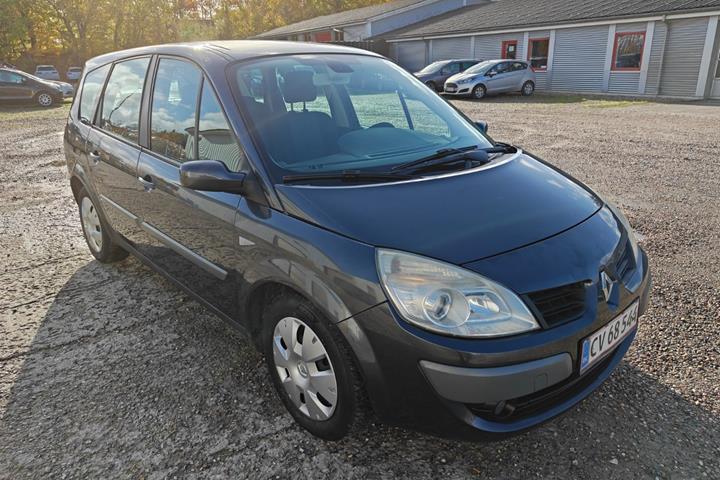Gul Renault Grand Scenic II fra 2006