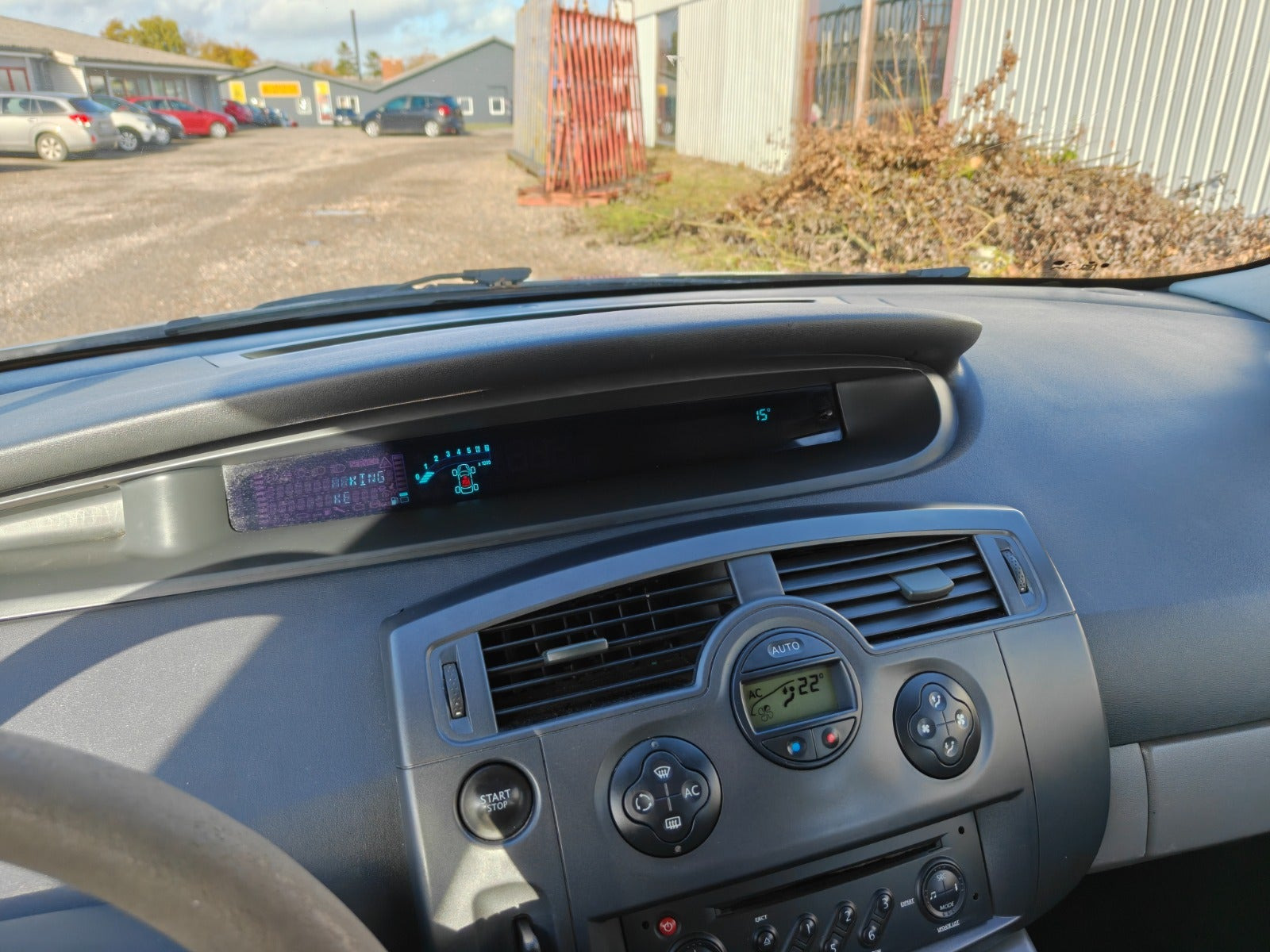 Gul Renault Grand Scenic II fra 2006