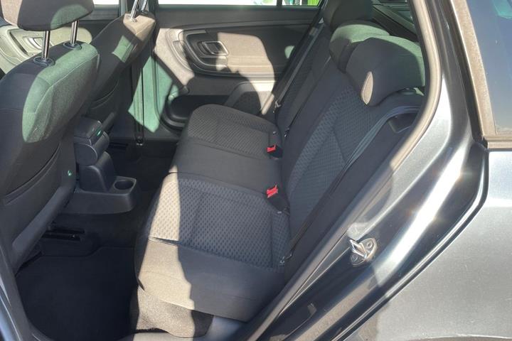 Grå Skoda Fabia fra 2015
