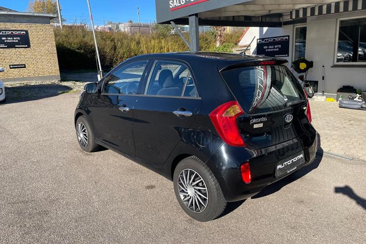 Sort Kia Picanto fra 2011