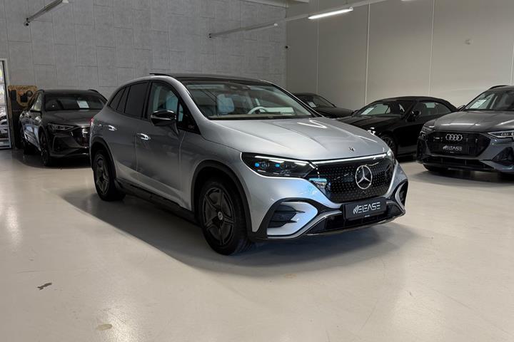 Grå Mercedes EQE350 SUV fra 2024