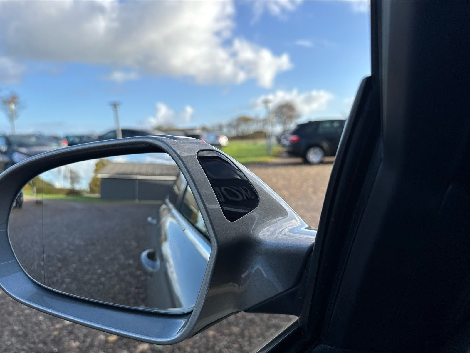 Beige Audi A6 fra 2016