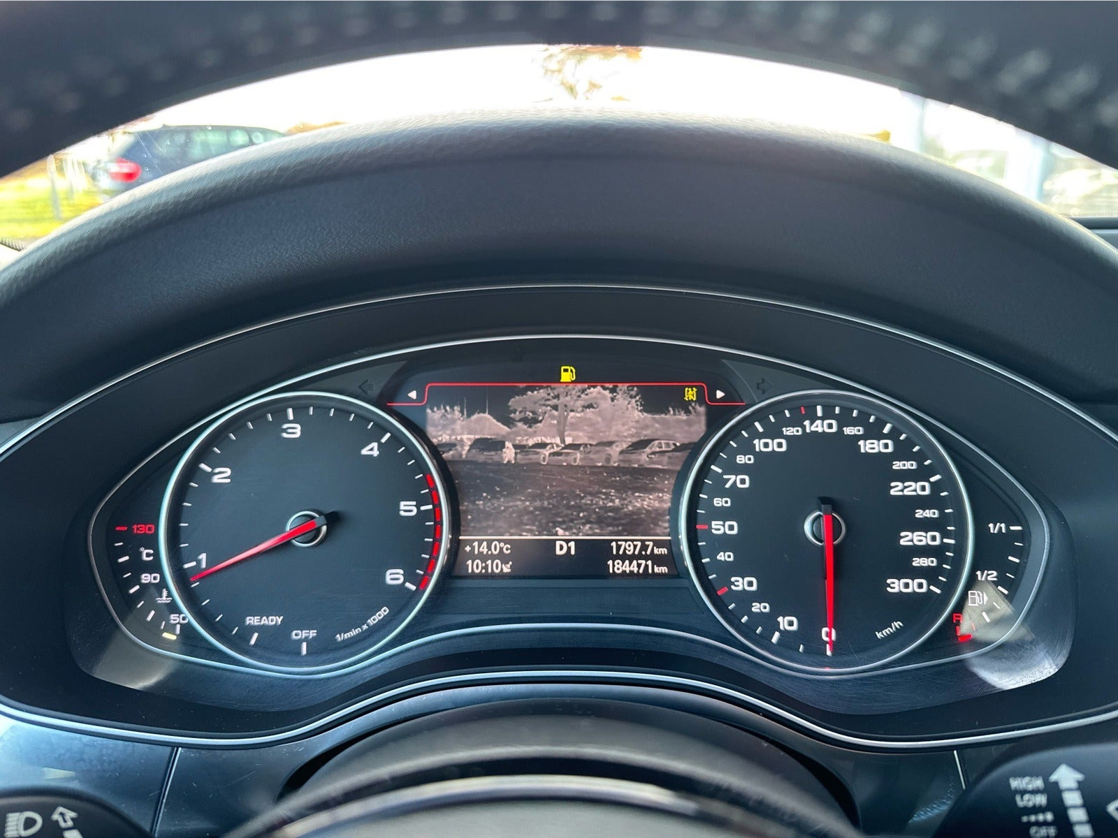 Beige Audi A6 fra 2016