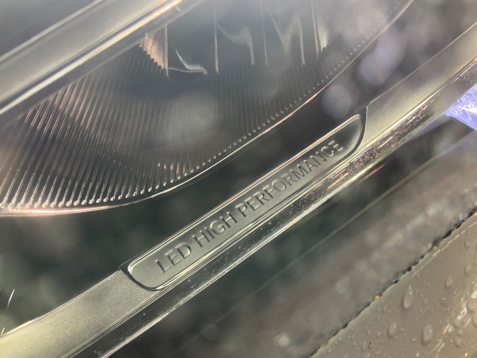 Hvid Mercedes GLA200 fra 2021