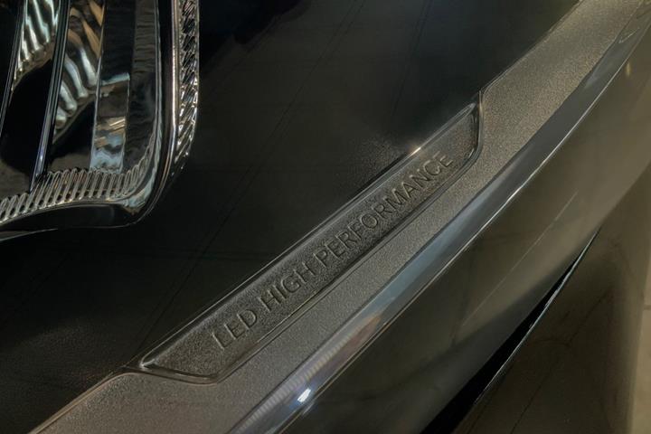Sort Mercedes GLA250 fra 2018