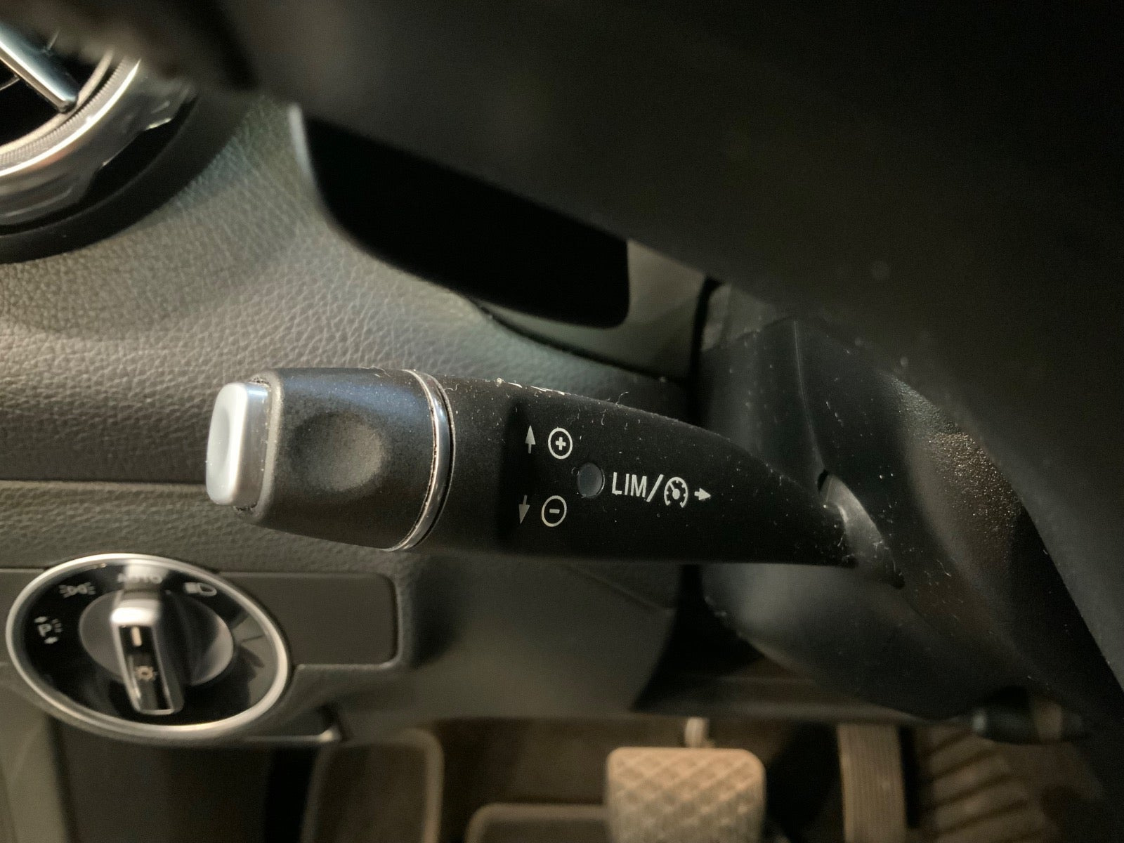 Sort Mercedes GLA250 fra 2018