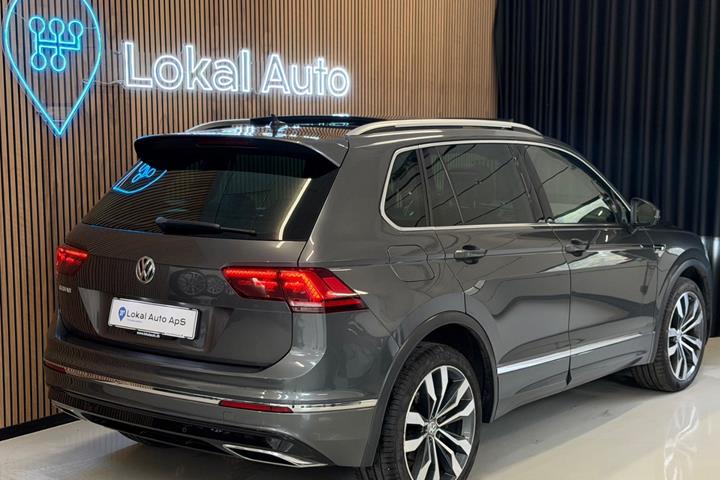 Sort VW Tiguan fra 2017