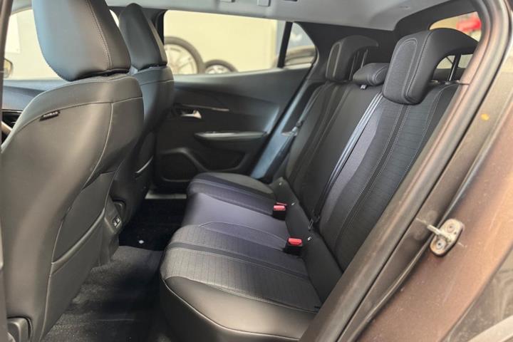 undefined Peugeot 2008 fra 2021