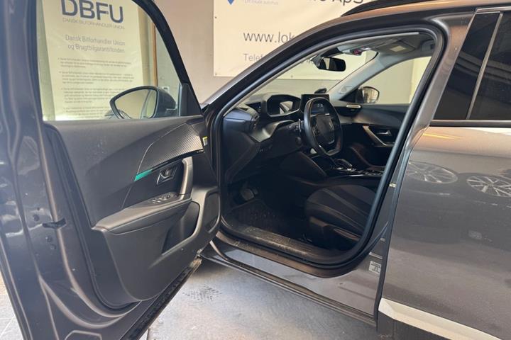 undefined Peugeot 2008 fra 2021
