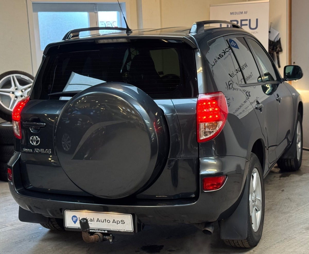 undefined Toyota RAV4 fra 2007
