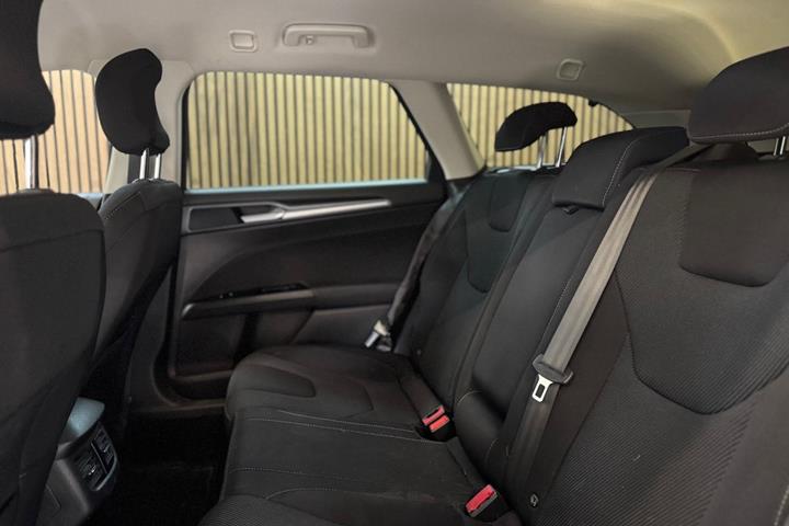 undefined Ford Mondeo fra 2016