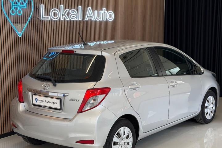 undefined Toyota Yaris fra 2012
