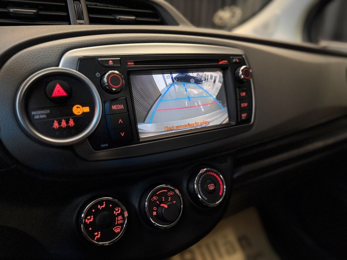 undefined Toyota Yaris fra 2012
