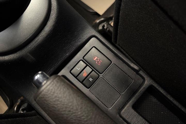 undefined Toyota Yaris fra 2012