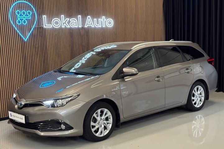 undefined Toyota Auris fra 2015