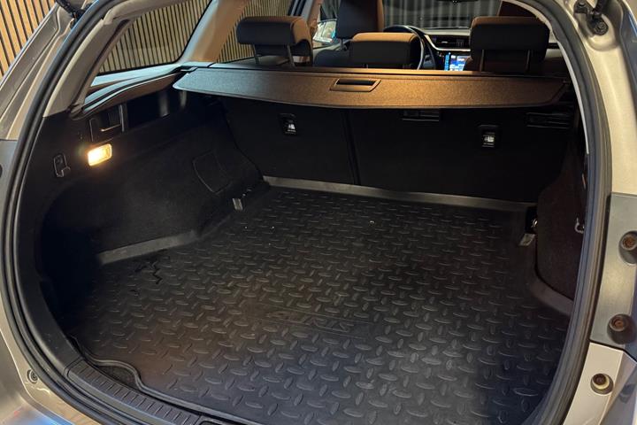 undefined Toyota Auris fra 2015