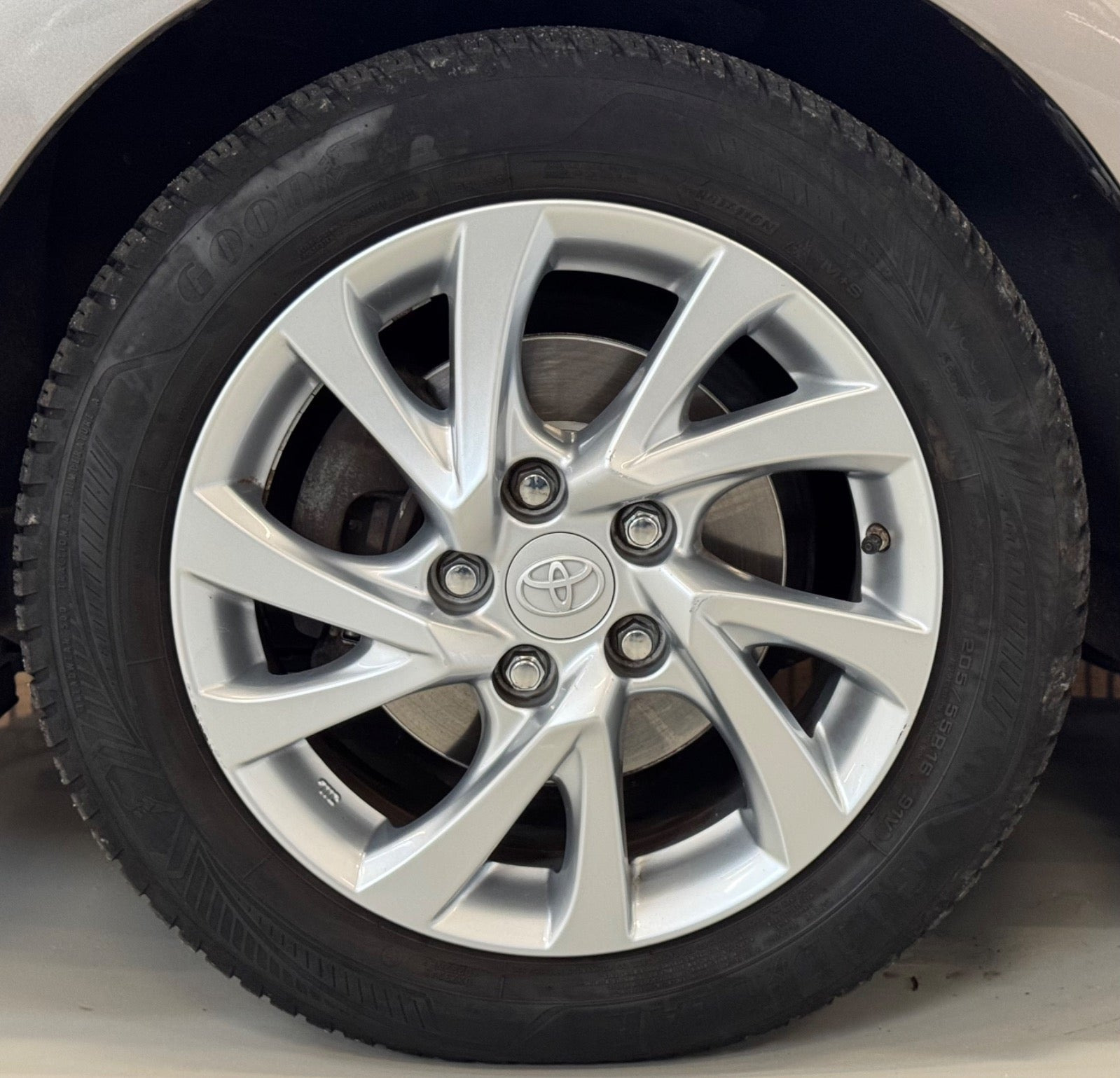 undefined Toyota Auris fra 2015