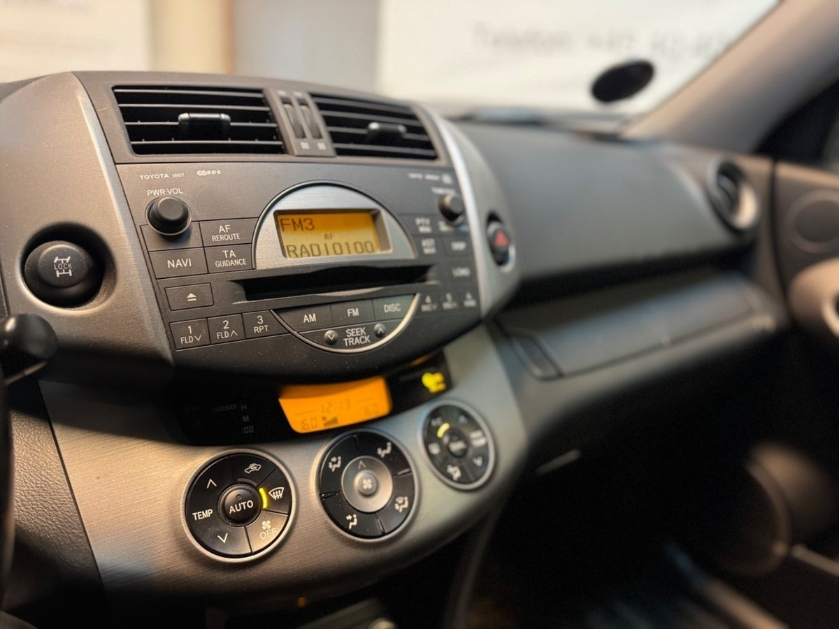 undefined Toyota RAV4 fra 2008
