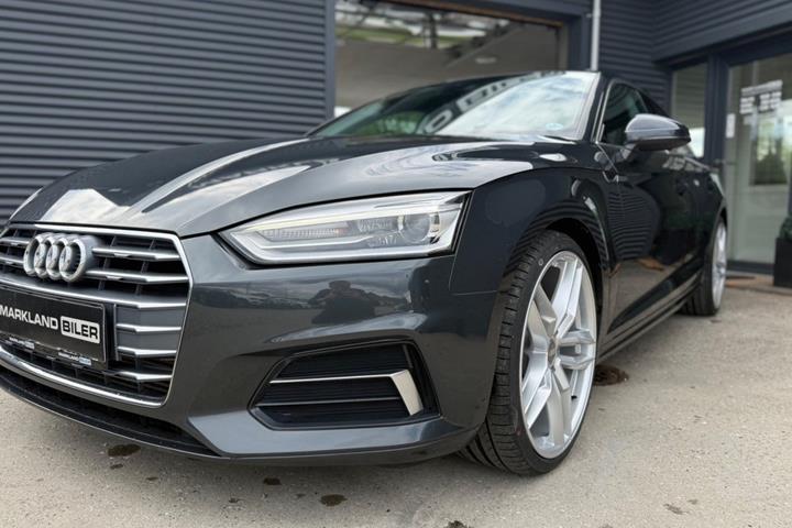 Grå Audi A5 fra 2018