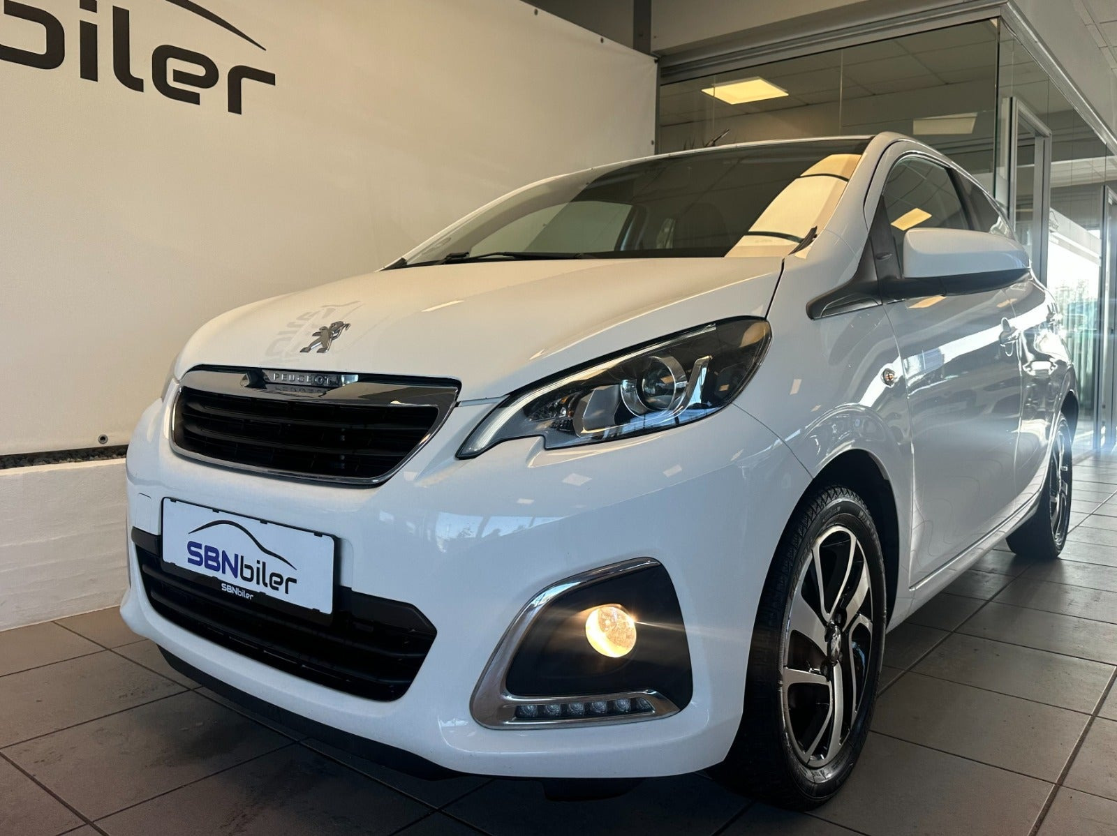 Hvid Peugeot 108 fra 2019