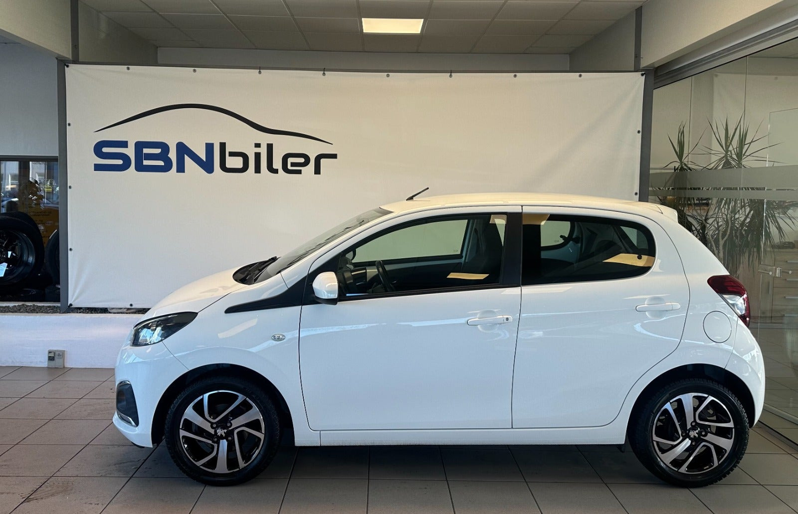 Hvid Peugeot 108 fra 2019