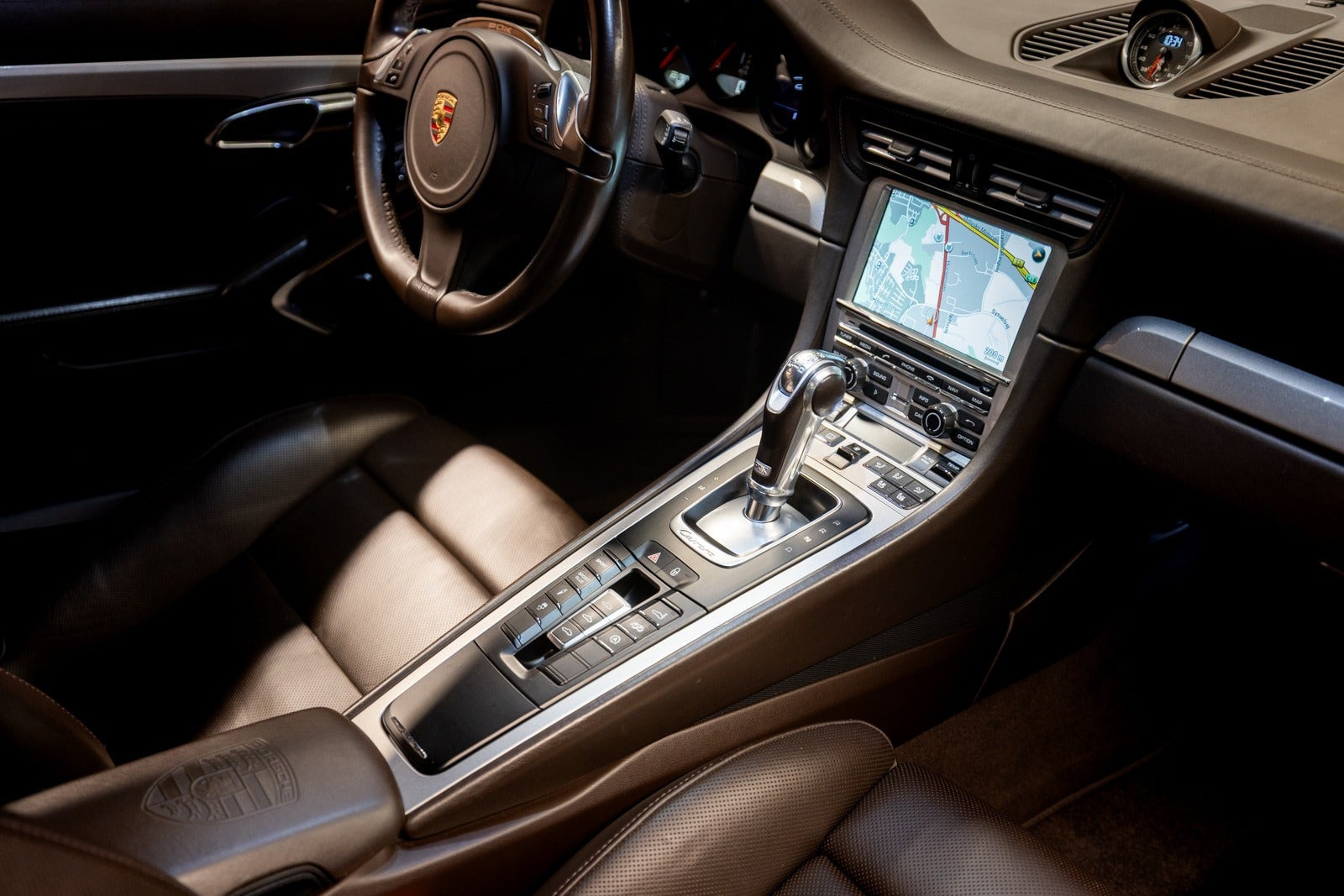 Sølv Porsche 911 Carrera 4S fra 2013