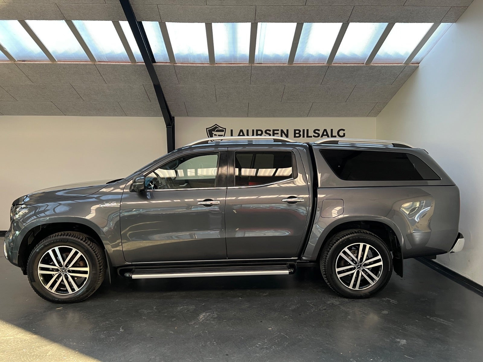 Sort Mercedes X350 d fra 2018