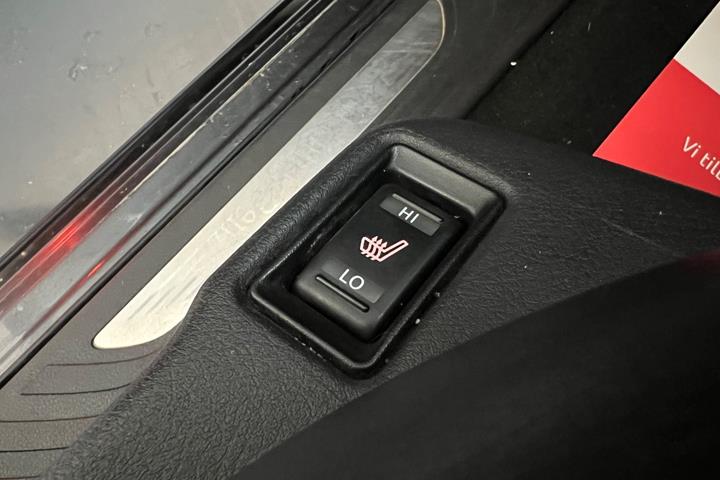 Sort Mercedes X350 d fra 2018