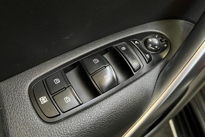 Sort Mercedes X350 d fra 2018