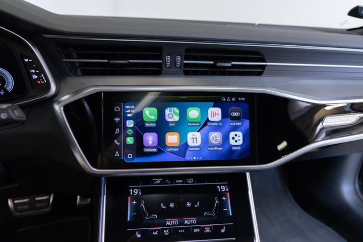 Grå Audi A6 fra 2023