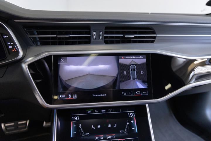 Grå Audi A6 fra 2023