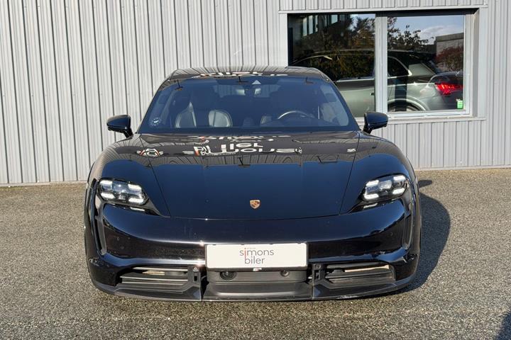 Sort Porsche Taycan Turbo S fra 2021