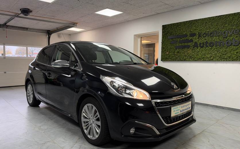 Peugeot 208 1,6 BlueHDi 100 Allure Sky