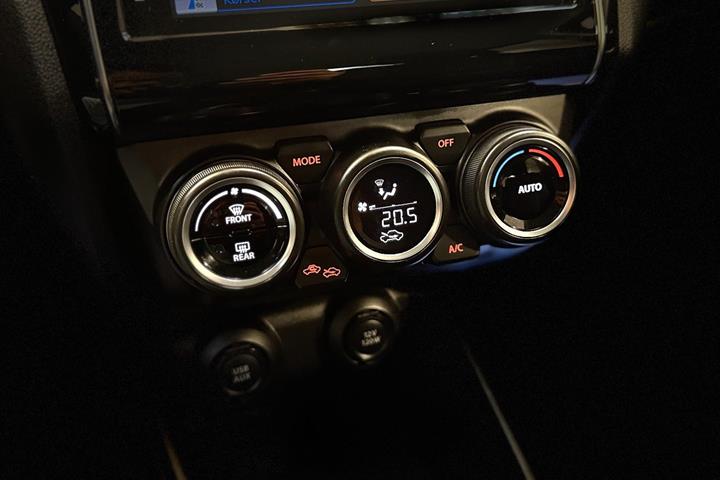 Sort Suzuki Swift fra 2018