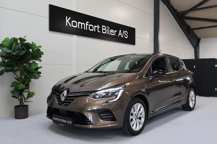 Brun Renault Clio V fra 2020