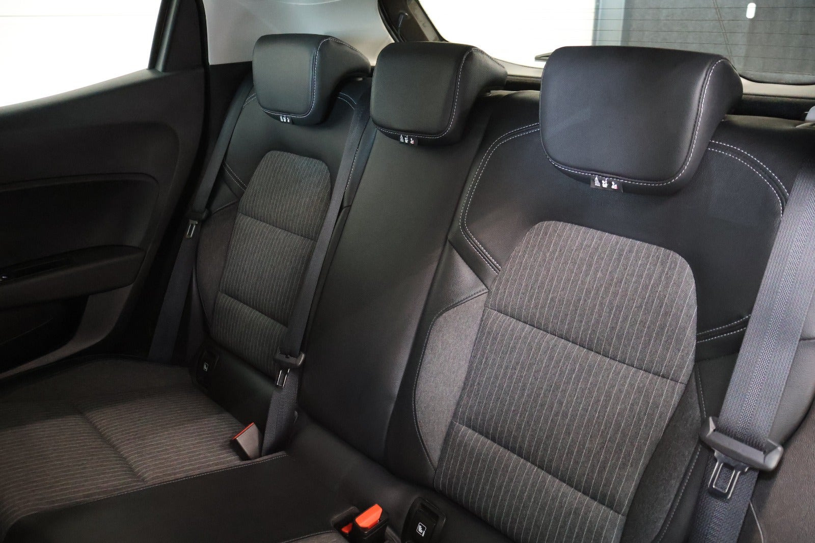 Brun Renault Clio V fra 2020